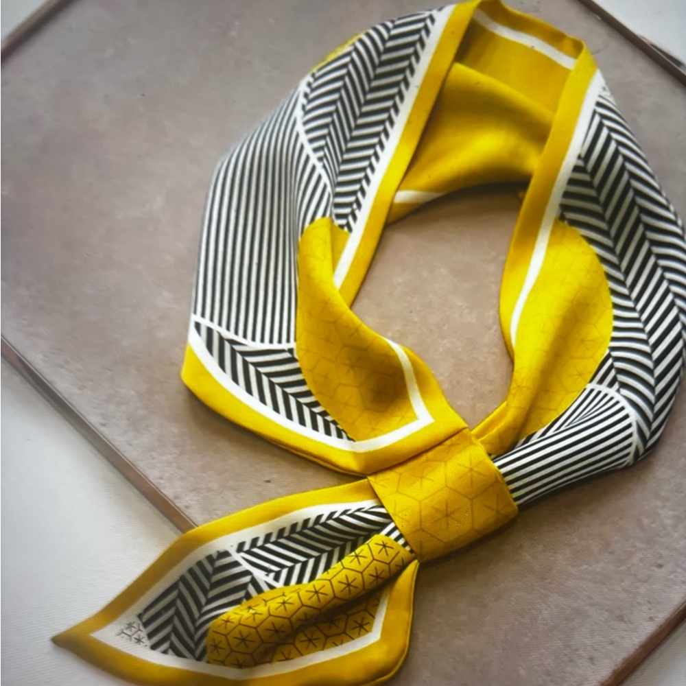 Yellow Angles Loop Scarf
